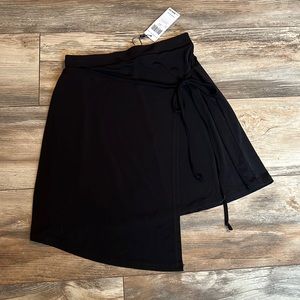 NWT BCBG Generation Black Skirt with Tie front extra layer
